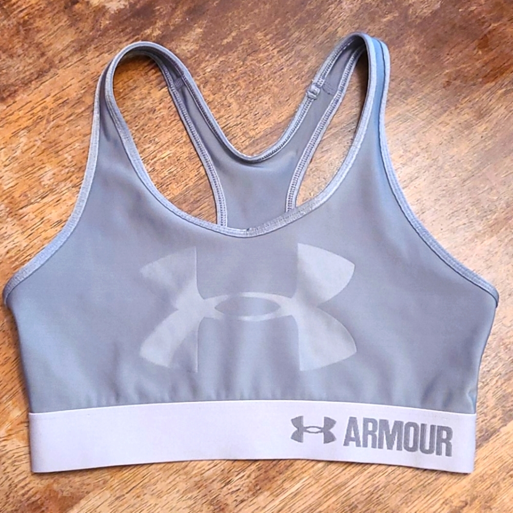 Under Armour sports bra - Picture 1 of 3
